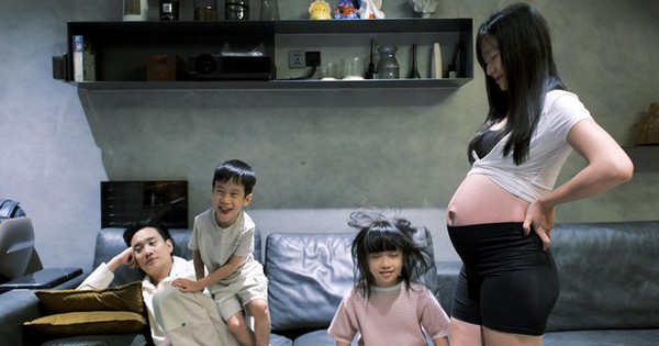 Trâm Anh mang thai lần 3, zoom cận biểu cảm của JustaTee và 2 nhóc tỳ khiến MXH bùng nổ 160231273334674389458274515877323945466n 1767195315793764956674 17671980728411393415578 1767230026029 1767230026452631048331 46 0 381 640 crop 17672301030741623892870jpg