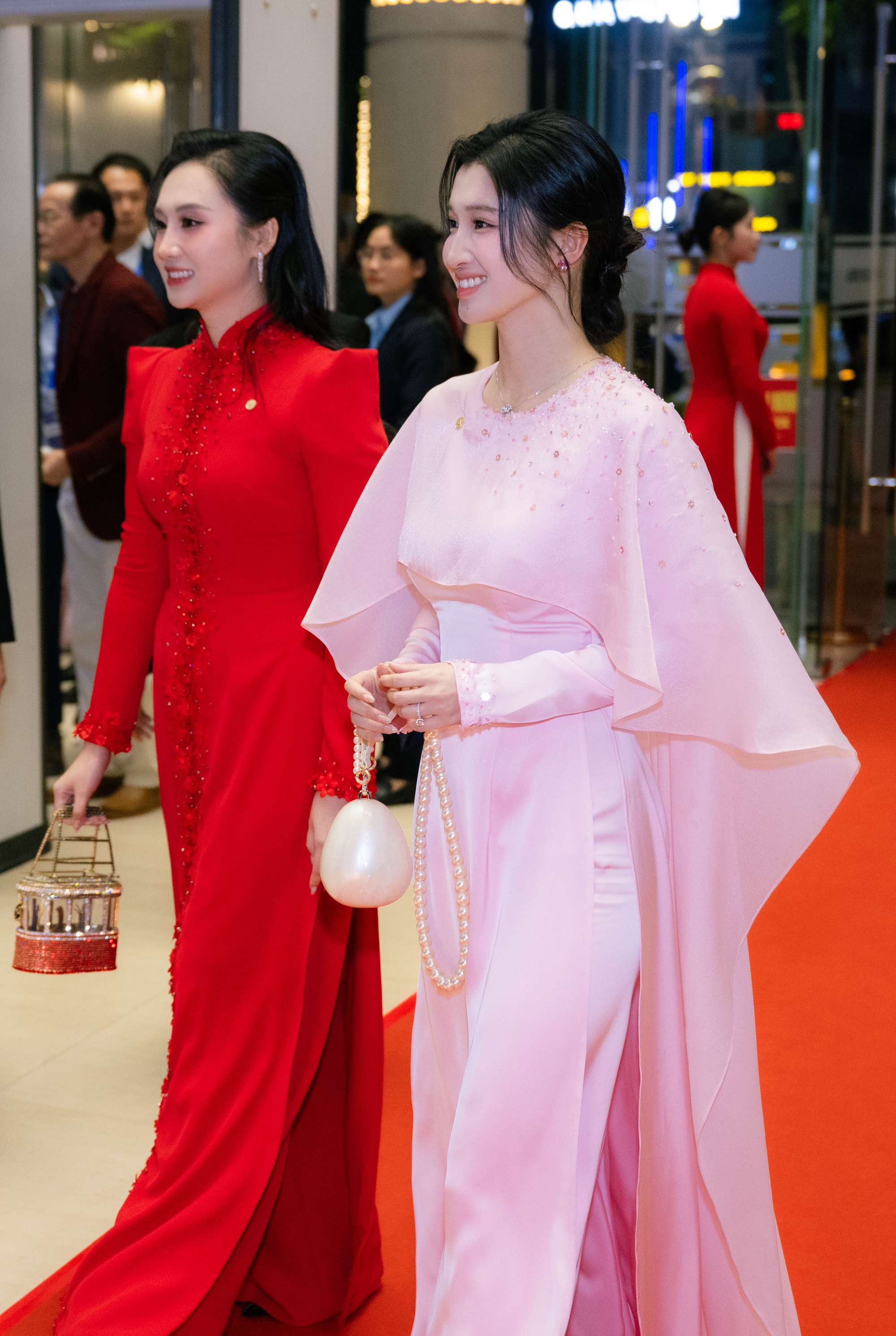 Đừng tưởng Phương Nhi không biết gì- Ảnh 3. Đừng tưởng Phương Nhi không biết gì- Ảnh 3.