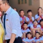 Chú rể Đồng Nai tiết lộ hậu trường bộ ảnh ‘Thầy cô cưới nhau’ gây sốt mạng 1765849232 328 thumbnail width740height495 anh cat 3 2 auto cropjpg