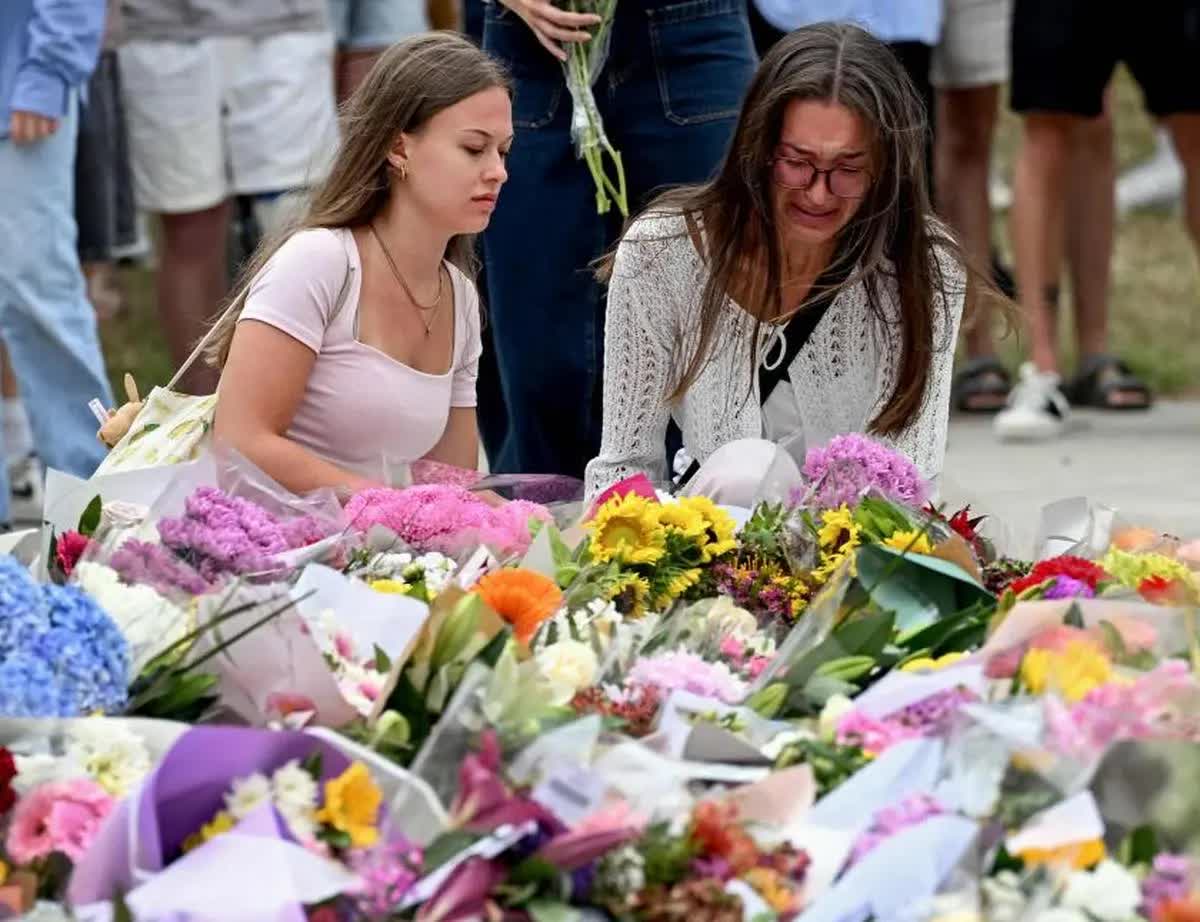 Vụ xả súng đẫm máu nhất Australia từ năm 1996: Người đàn ông tử vong sau khi lao lên chắn đạn cho vợ- Ảnh 2.