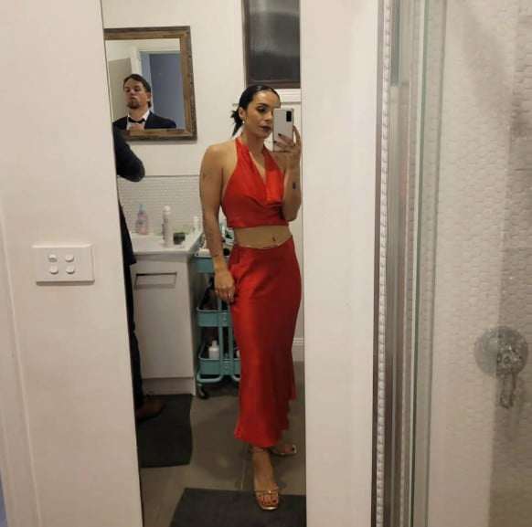 Jaclyn Sawicki diện trang phục nữ tính, quyến rũ trong một sự kiện. (Ảnh: IGNV)