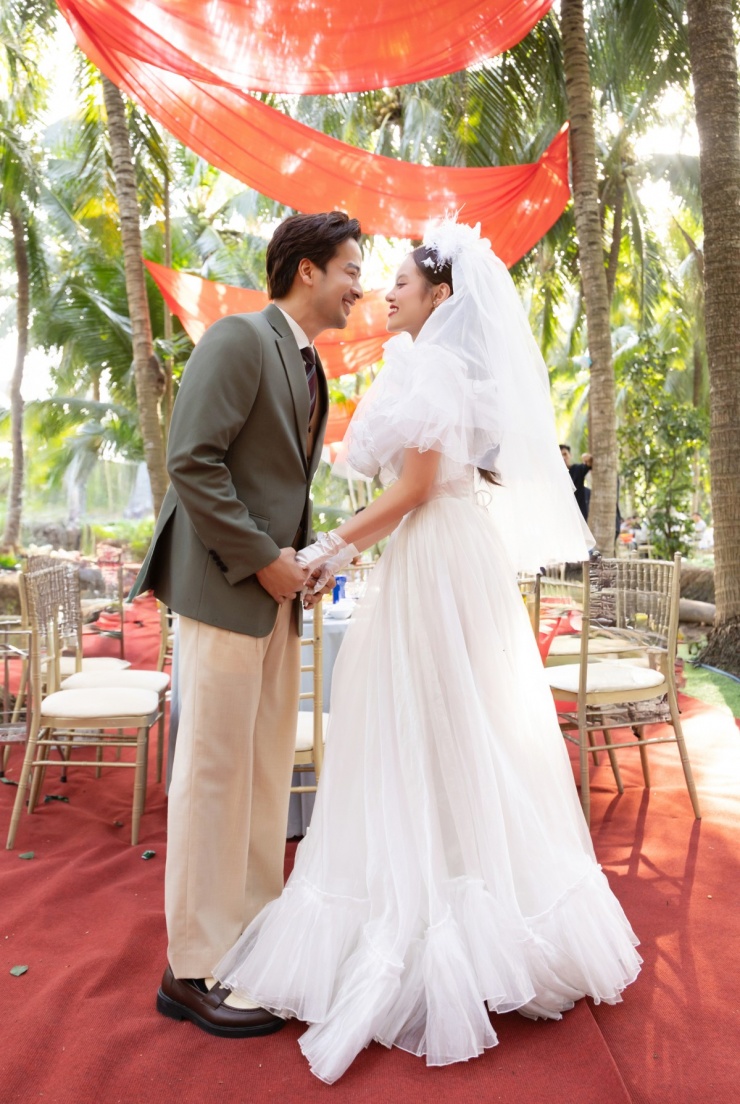 1766798897-ban-sao-cua-0x6a6515-4140-width1200height1789 Đoàn Minh Tài chèo xuồng rước dâu - 3