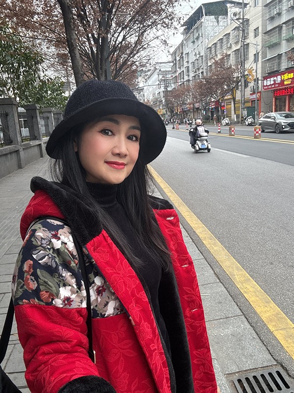 Nữ NSND quê Tuyên Quang tận hưởng không khí đón năm mới - 6