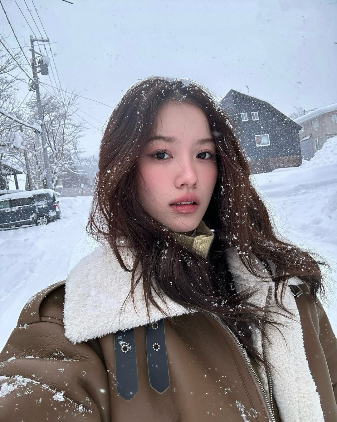 Bạn gái tin đồn của Song Luân: Visual