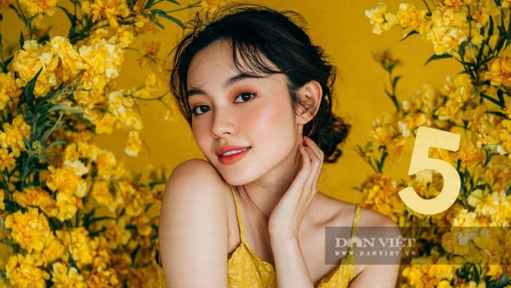 Con số may mắn hôm nay 4/1 năm 2026 của con giáp tuổi Tuất: 5 và 7. Màu sắc may mắn: Đỏ và vàng