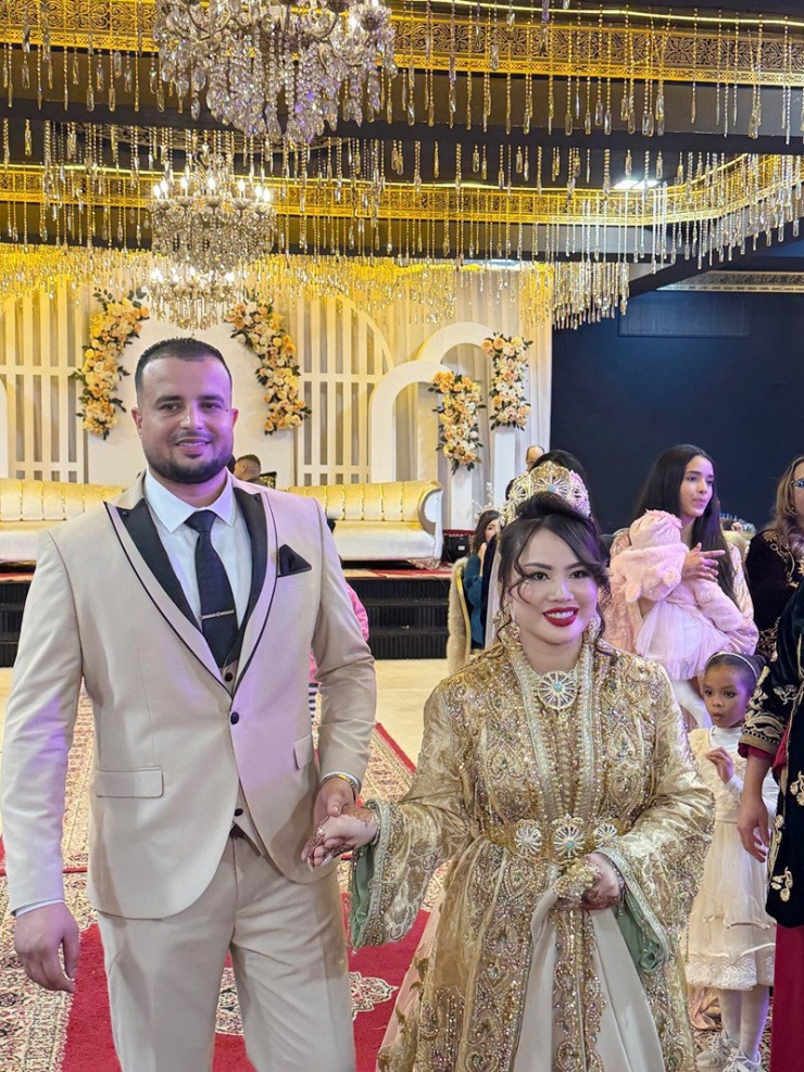 Cặp đôi có 4 năm hẹn hò trước khi kết hôn 