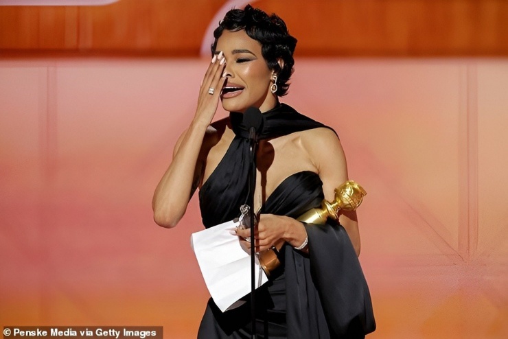 Teyana Taylor khóc lúc phát biểu nhận giải. Ảnh: Getty Images