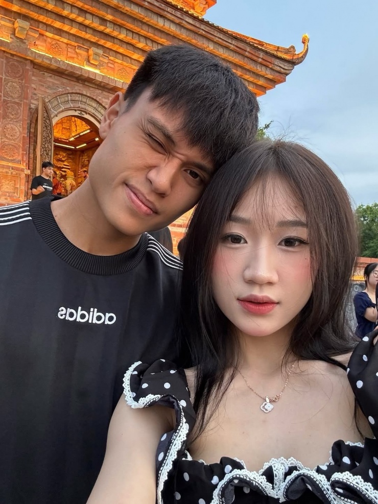 Bạn gái xinh đẹp của 'người hùng U23 Việt Nam' Minh Phúc - 4