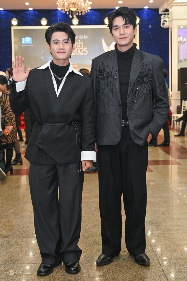 Nghệ sĩ hội ngộ trên thảm đỏ giải Cánh Diều - 3