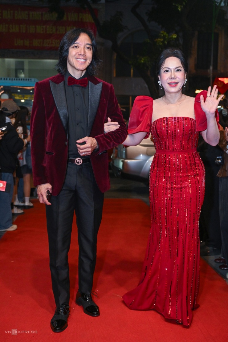 Nghệ sĩ hội ngộ trên thảm đỏ giải Cánh Diều - 5