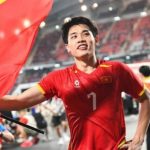 Cầu thủ Nguyễn Đình Bắc gây 'sốt' với màn tương tác đáng yêu với ca sĩ Quân A.P 1768866450 964 thumbnail width740height495 anh cat 3 2 auto cropjpg