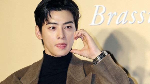 'Mỹ nam đẹp nhất Hàn Quốc' cúi đầu xin lỗi 1769482679 1 copy 39952 0 7876 width1390height1001