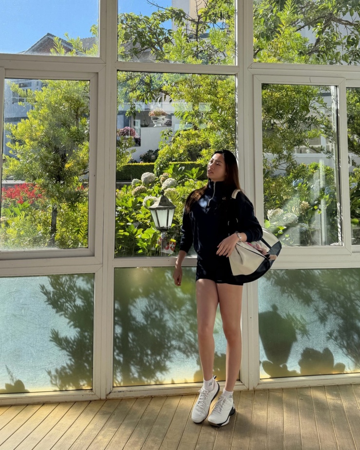 Ảnh sao 29/1: Cường Đôla 'bỏ rơi' vợ, ngủ riêng với ba con - 7