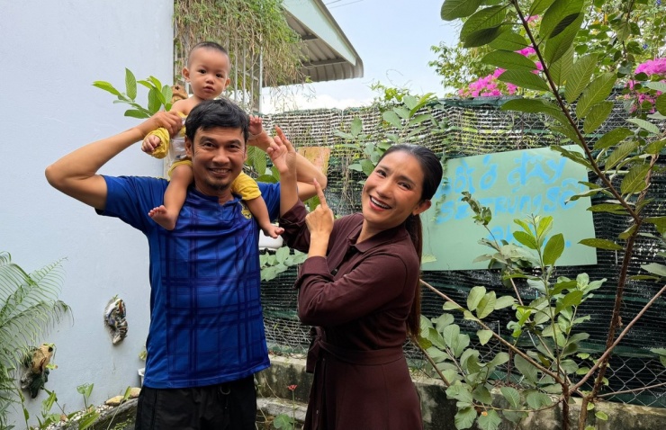 Cát Tường thăm nhà tiền chế 30 triệu đồng của Tiết Cương - 2