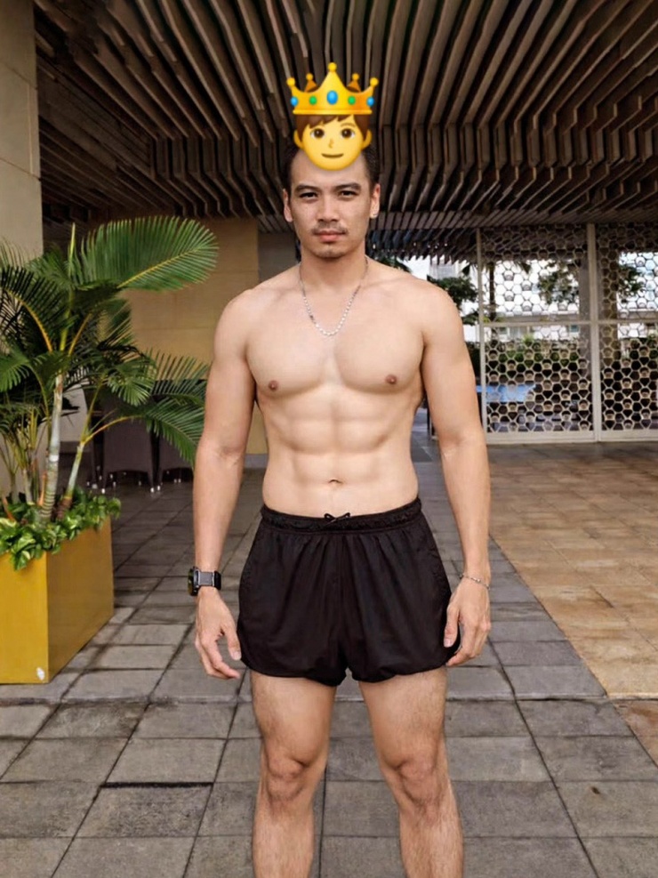 Ảnh sao 30/1: Tiểu thư gia tộc Sơn Kim khoe vẻ đài các - 10