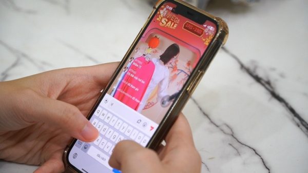 Người trẻ 'thắt lưng buộc bụng', chi tiêu tiết kiệm dịp Tết 1769907365 c0256mp42still001 width1390height782