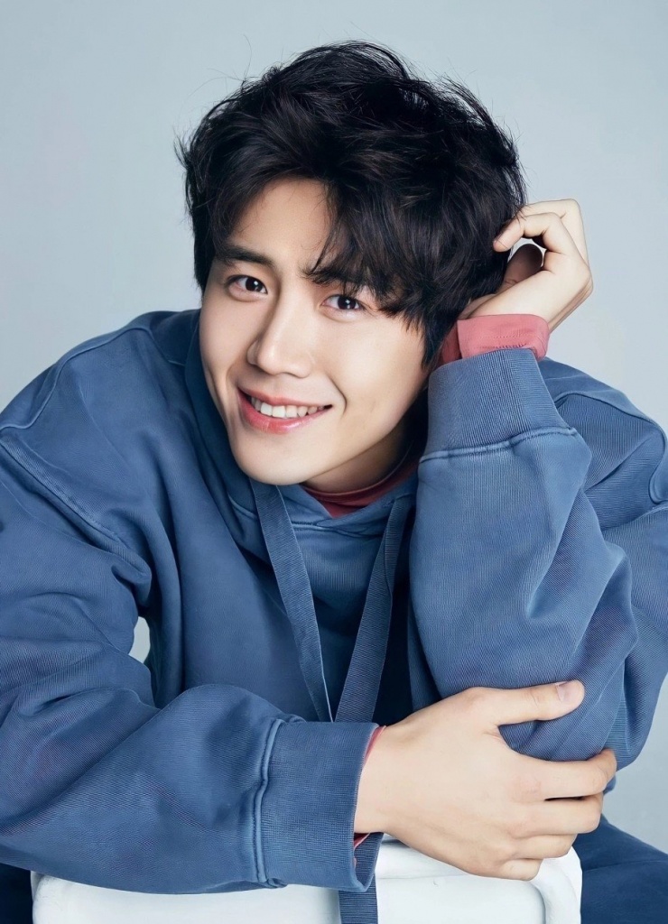 Công ty quản lý lên tiếng giải thích cho Kim Seon Ho.