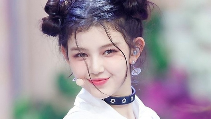 Hình ảnh Danielle đang biễn mất trên các nền tảng của NewJeans.