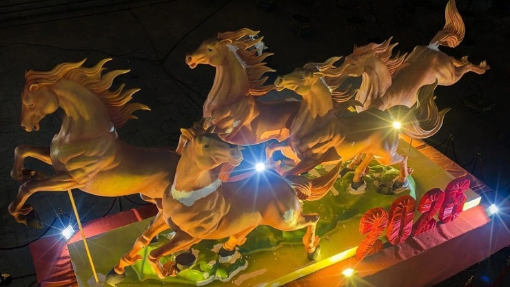 1770354055-linh_vat_ngua_15_0-width1200height675 Ngựa tại khu vực trung tâm phường Việt Trì, tỉnh Phú Thọ. (Ảnh: Tùng Vi)