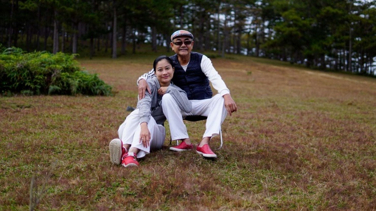 Chân Chân kém Chân Chân Nghệ sĩ Nhân dân Việt Anh 36 tuổi. Ảnh: FBNV