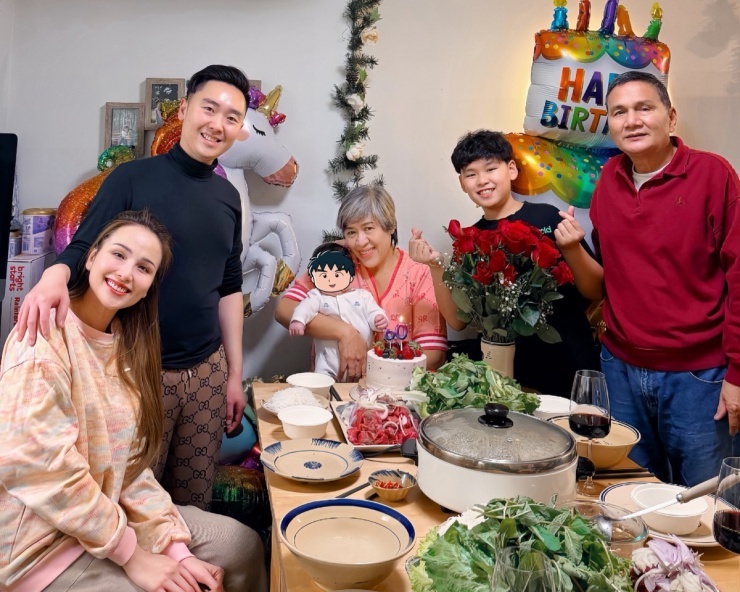 Ảnh sao 8/2: Trấn Thành mừng sinh nhật tuổi 39 bên Hari Won - 5