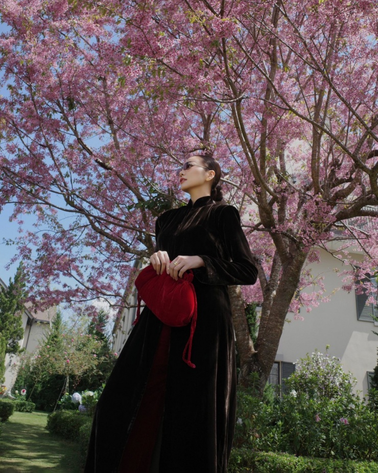 Ảnh sao 8/2: Trấn Thành mừng sinh nhật tuổi 39 bên Hari Won - 8