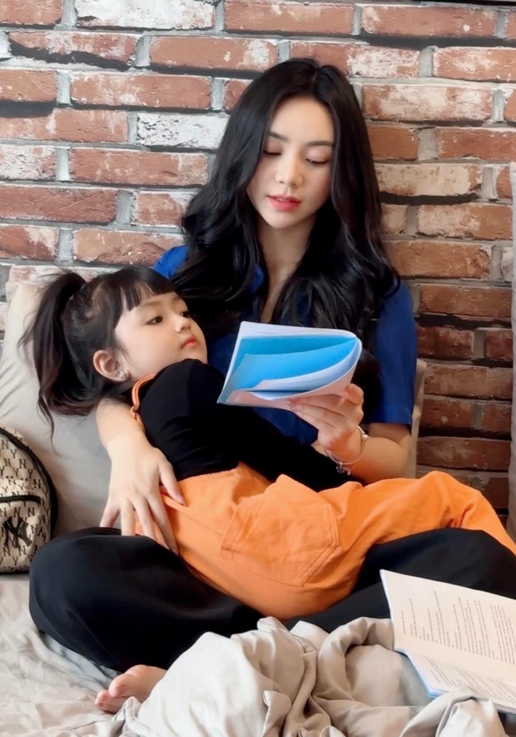 Diễn viên 9 tuổi trong phim VTV được NSƯT Hoàng Hải khen '21 tuổi khéo đạt NSND' - 5