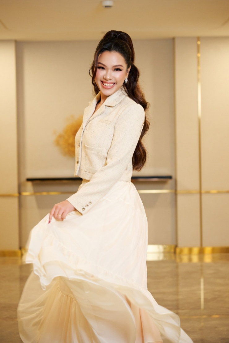 Ảnh sao 12/2: Ngọc Lan hiếm hoi lộ diện - 10