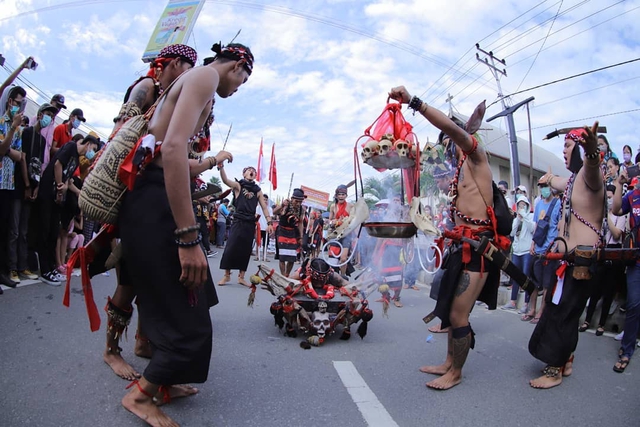 Toàn cảnh châu Á rộn ràng đón Tết Bính Ngọ 2026: Pháo hoa rợp trời tiễn biệt năm cũ, chào mừng một năm mới đầy hy vọng- Ảnh 3.