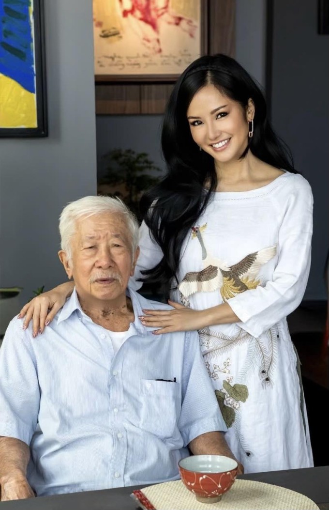 Ảnh sao 18/2: Con gái Ngô Thanh Vân - Huy Trần lần đầu mặc áo dài - 9