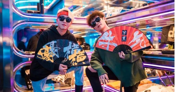 Đã quá mệt vì phải diễn, giới trẻ Trung Quốc bắt đầu "sống thật" ngày Tết 1771396335683318192183 0 0 584 934 crop 17713964122861149857480 1771397694644 17713976947991159871419 0 0 477 764 crop 17713977154711759106527jpg