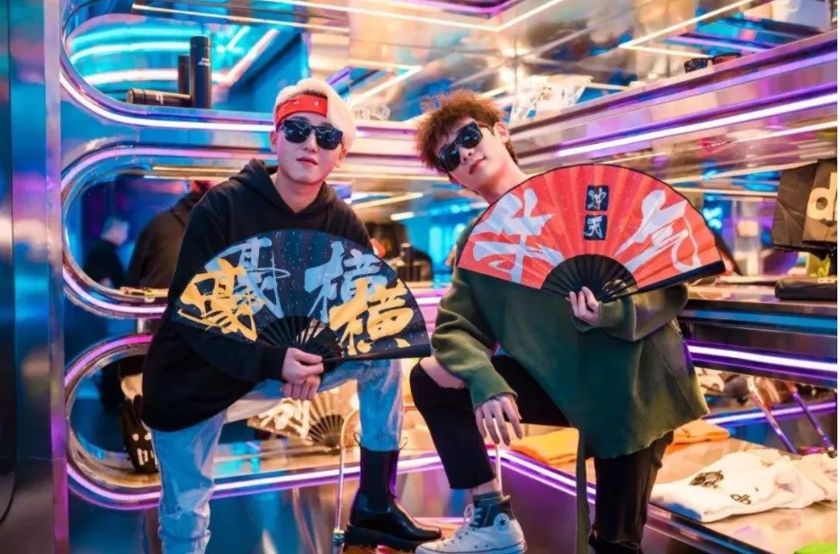 Đã quá mệt vì phải diễn, giới trẻ Trung Quốc bắt đầu