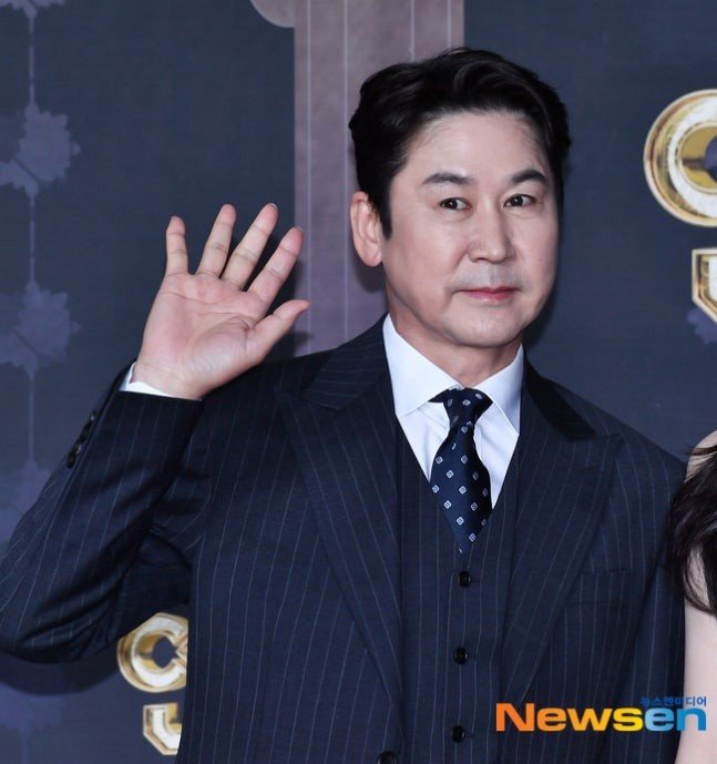 Nam MC nổi tiếng nợ 179 tỷ đồng - 2