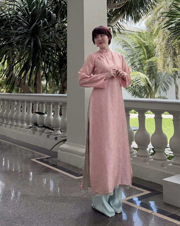 Bên cạnh những ý kiến mong cô trở lại với các dự án nghệ thuật, Hải Tú cũng nhận về không ít bình luận tiêu cực. (Ảnh: FBNV)