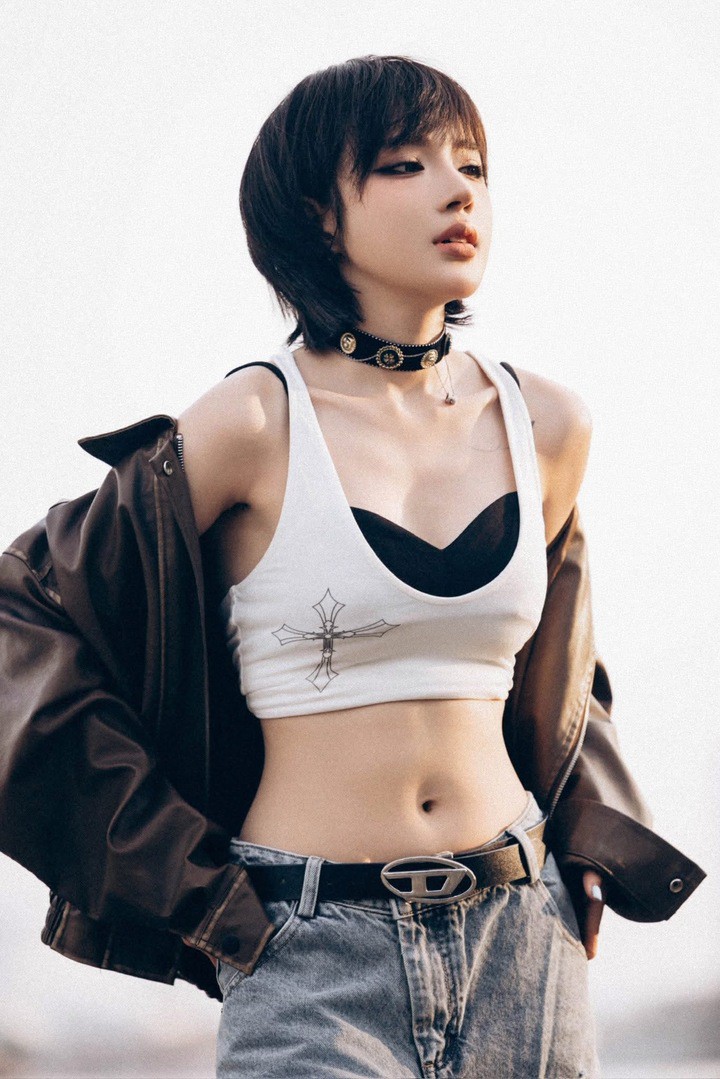 1771897120-img2342-19-width720height1079 LyLy xuất hiện trong phim với mái tóc ngắn và phong cách thời trang cá tính