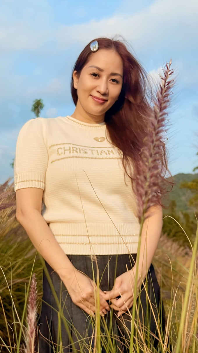 Ảnh sao 24/2: Hồ Ngọc Hà khoe dáng nuột nà dưới chân núi tuyết Nhật Bản - 9