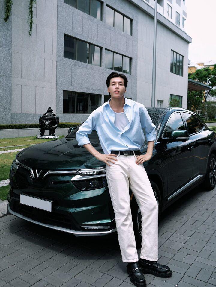 Điều ít biết về mỹ nam cao 1m92 đóng chính phim đang dẫn đầu phòng vé Việt - 7