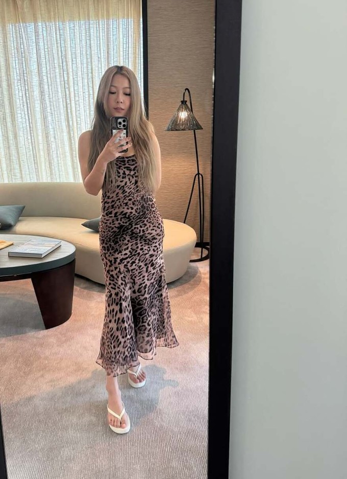 Mỹ nhân TVB tắm nắng, đánh golf ở Hội An - 4