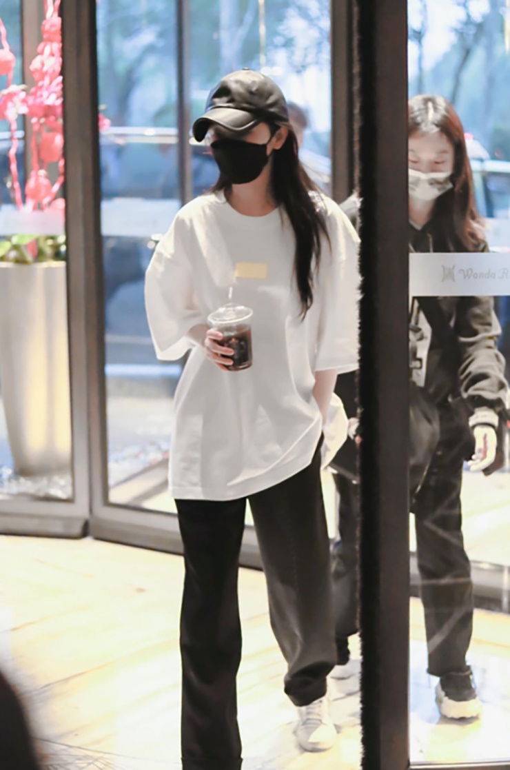 Sau ly hôn, Dương Mịch đã tái xuất như một biểu tượng của sự tự chủ.