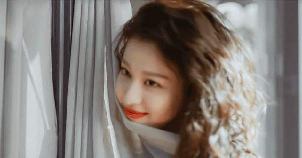 Bí ẩn sau đôi mắt đẹp mơ màng của "tiểu Lưu Diệc Phi" 1c329f7a5f9845bea25e9e6c4d232c9b 192825 1766129712252 17661297137541863589383 0 0 335 640 crop 176612974091184434009gifpng