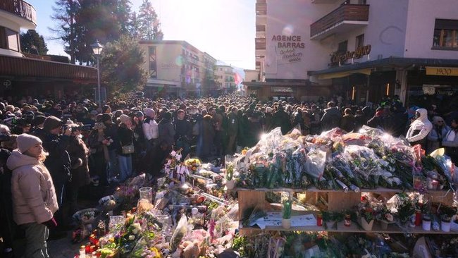 Vụ cháy quán bar khiến 155 người thương vong ở Thuỵ Sĩ: Một nửa số người tử vong dưới 18 tuổi, nạn nhân nhỏ nhất mới 14- Ảnh 3.