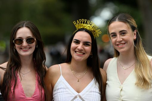 Nhiều quốc gia trên thế giới đã bước sang 2026: Pháo hoa rợp trời chào mừng một năm mới bình an, hạnh phúc- Ảnh 13.