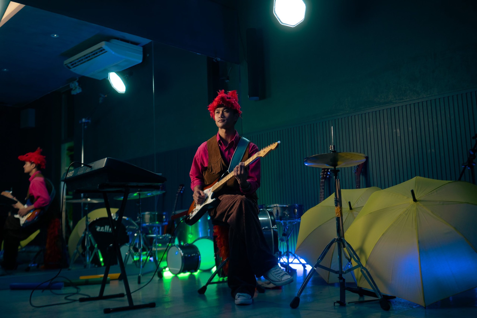 Tại sao phim Việt hay thế này đến bây giờ mới chiếu: Đỉnh cao chữa lành đẹp hút hồn, đảm bảo đáng từng đồng tiền vé- Ảnh 11.