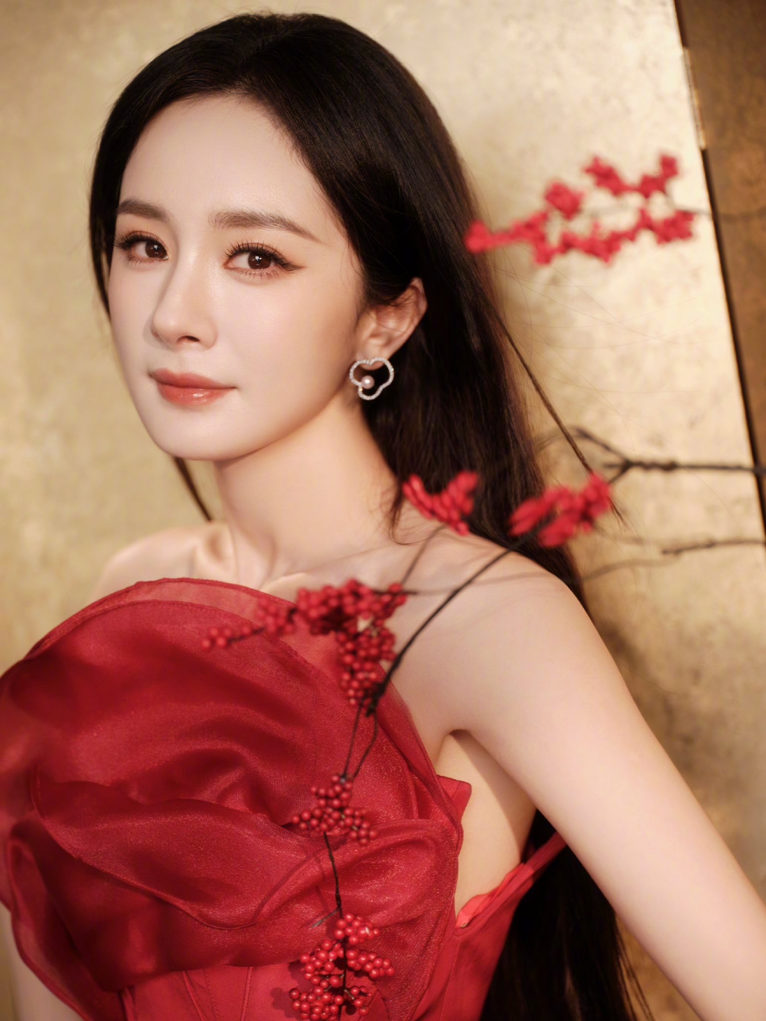 Đào mai nở rộ cũng thua mỹ nhân đẹp nhất 29 Tết: Visual nữ thần mùa xuân, càng ngắm càng vui phơi phới- Ảnh 8.