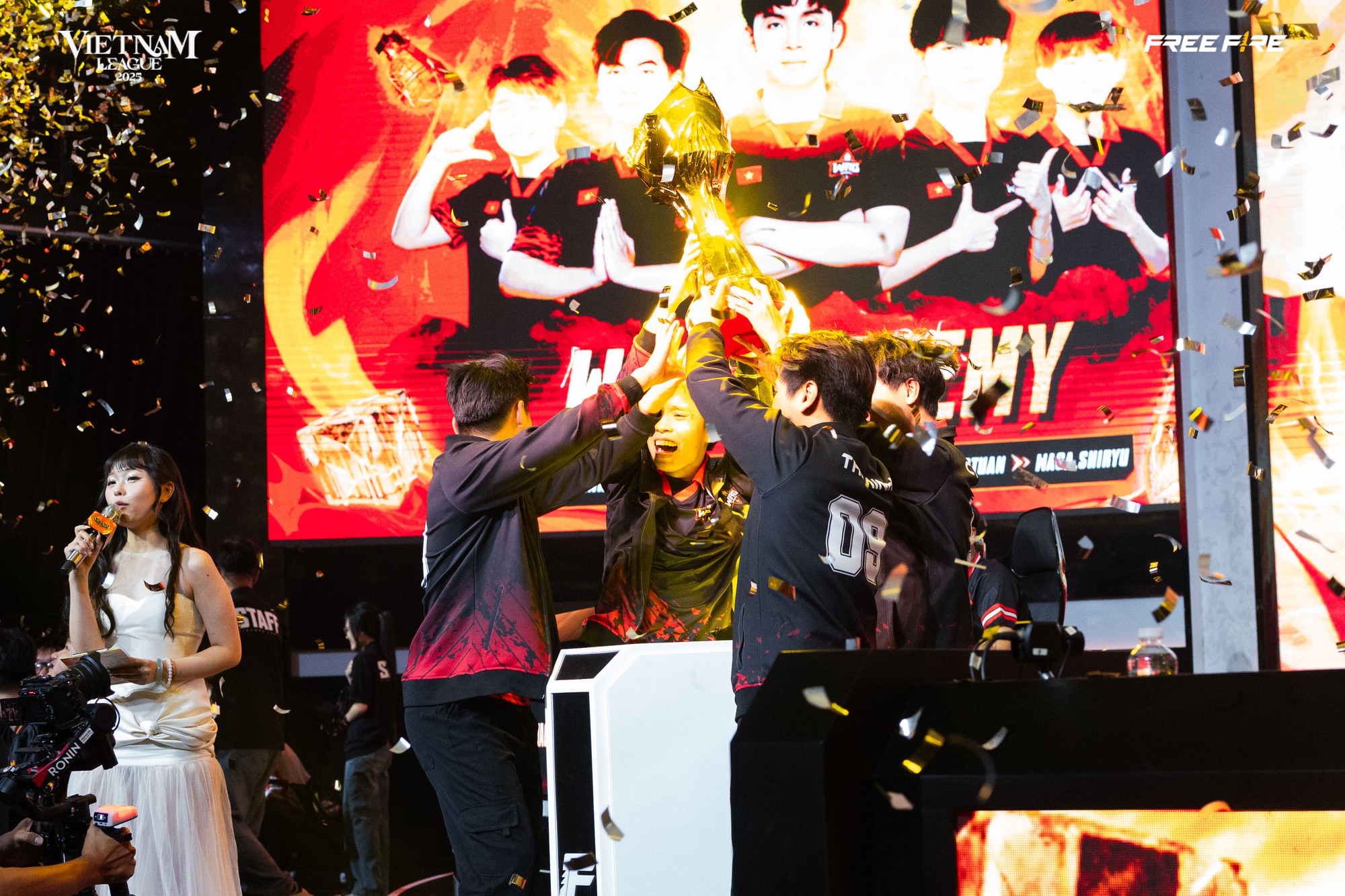 WAG Academy chính thức trở thành tân vương Vietnam League 2025: “đòn đánh quyết định” thuộc về SHIRYU!- Ảnh 2.