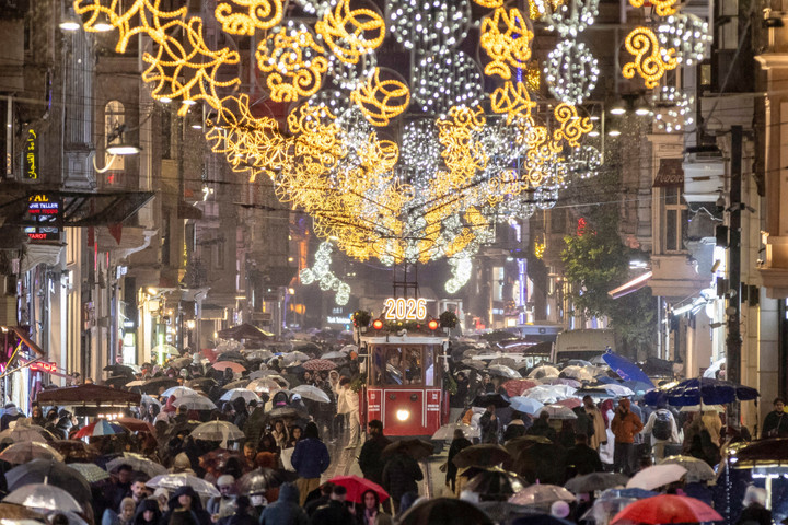 Đón giao thừa 2026 ở những 'điểm nóng' thế giới- Ảnh 5. Đón giao thừa 2026 ở những 'điểm nóng' thế giới- Ảnh 5.