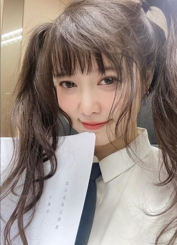 "Nàng Cỏ" Goo Hye Sun uống thuốc tiên sao mà dụi mắt 10.000 lần cũng nhìn không nhận ra 2025121318181719769l 1765685790408241187759 1765696135626 17656961360661831500264