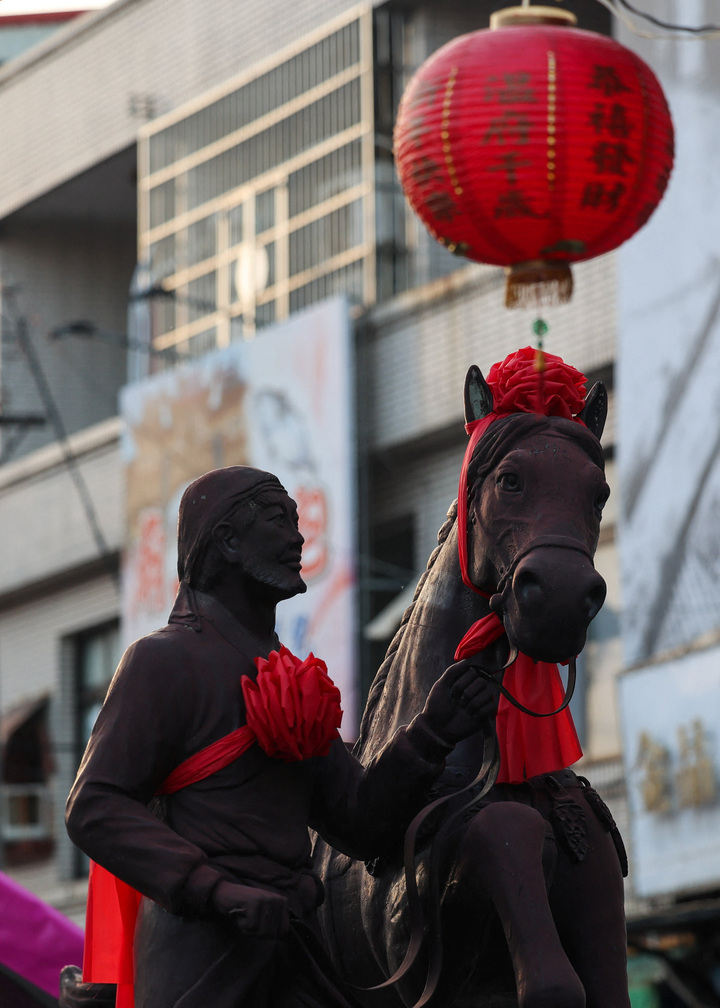 Đường phố khắp năm châu lung linh chào đón năm mới Bính Ngọ- Ảnh 22.