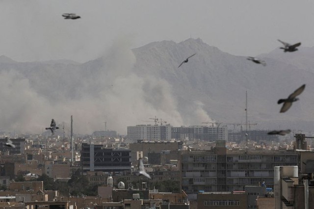 Toàn cảnh 24 giờ nghẹt thở giữa lòng chiến sự Trung Đông- Ảnh 3.