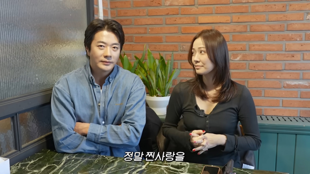 Sao nam mất 100 ngàn fan chỉ sau một đêm vì yêu Á hậu lăng nhăng nhất showbiz, còn lộ ảnh hẹn hò nóng bỏng- Ảnh 4.